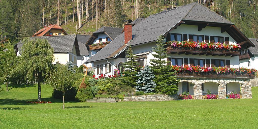 Gästehaus Trattner Hotell Mauterndorf  Exteriör bild